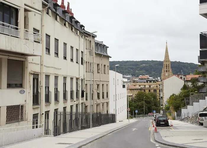 Pausoka - Basque San Sebastian