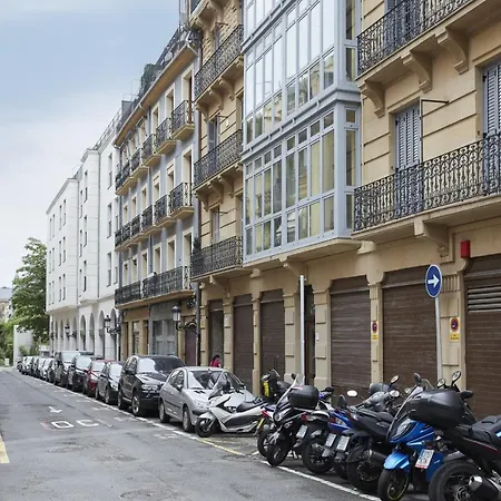 Pausoka - Basque Apartmán